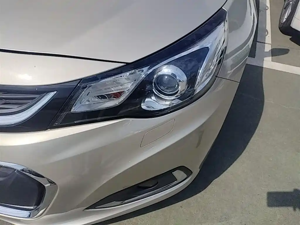 Chevrolet Malibu 2016 2.0L Automatic Luxury фото 24