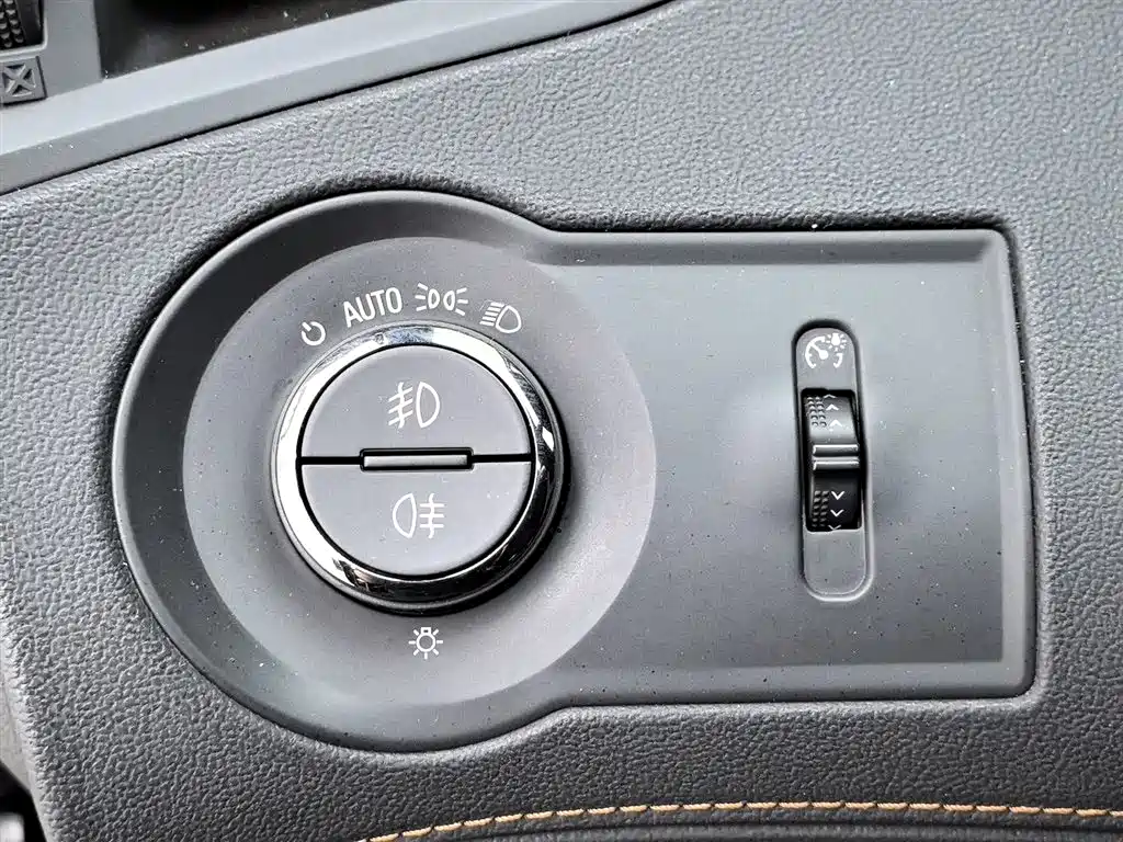Buick LaCrosse 2013 2.4L SIDI Elite Comfort фото 21