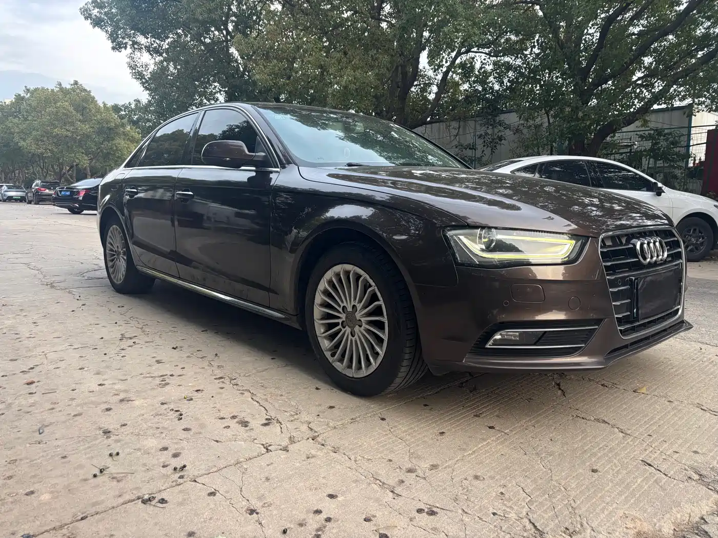 Audi A4L 2016 35 TFSI Collector's Edition Automatic Standard фото 2