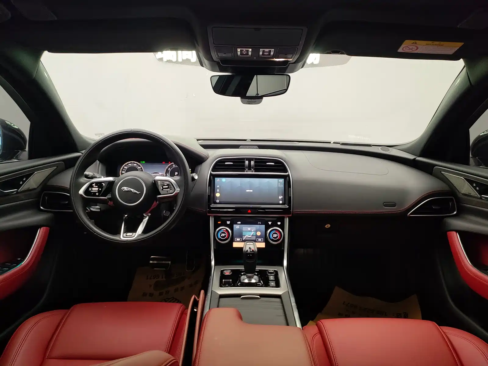 Photo 6 - Jaguar XEL