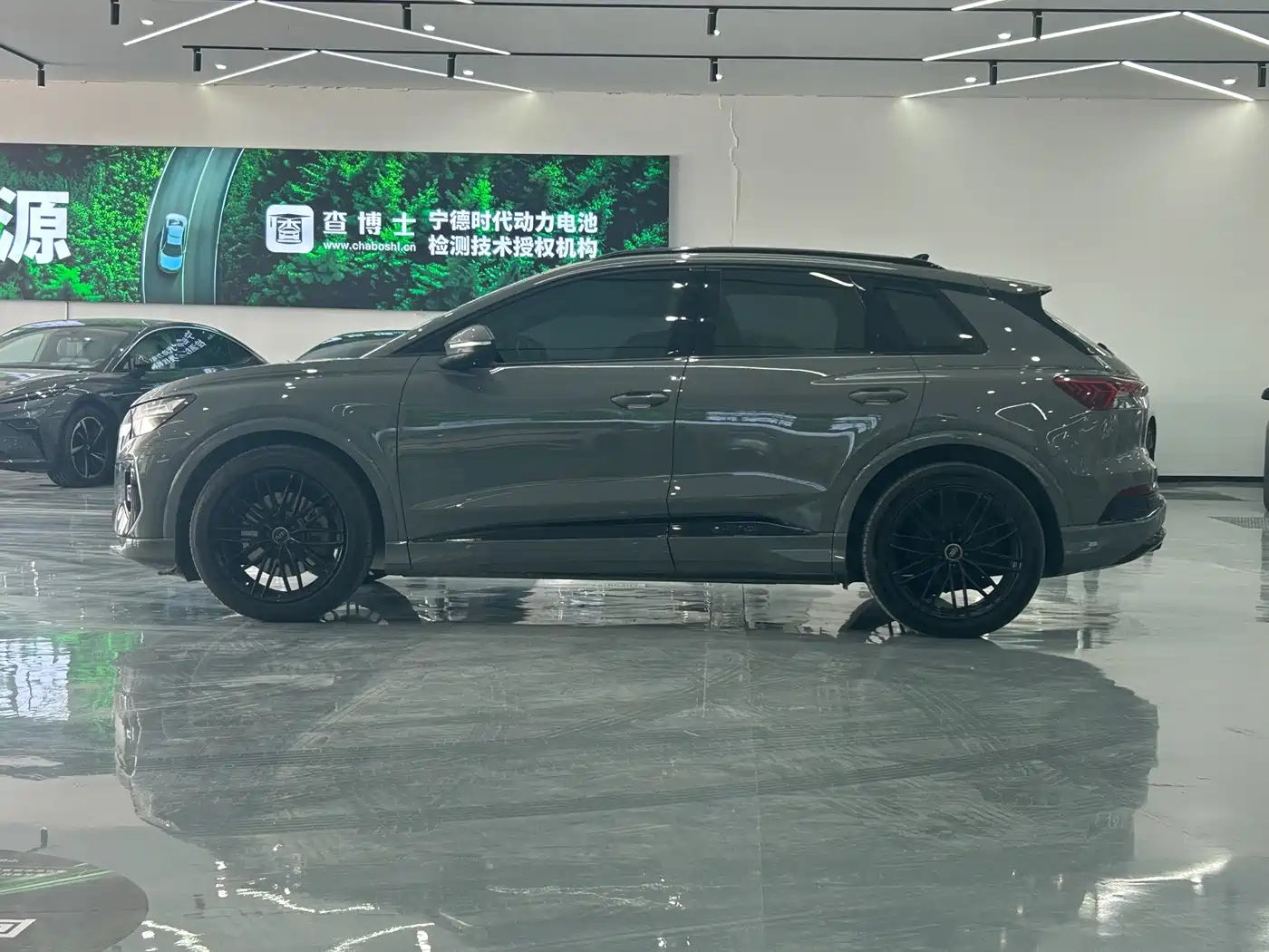 Audi Q4 e-tron 2024 40 e-tron Creation Edition фото 4
