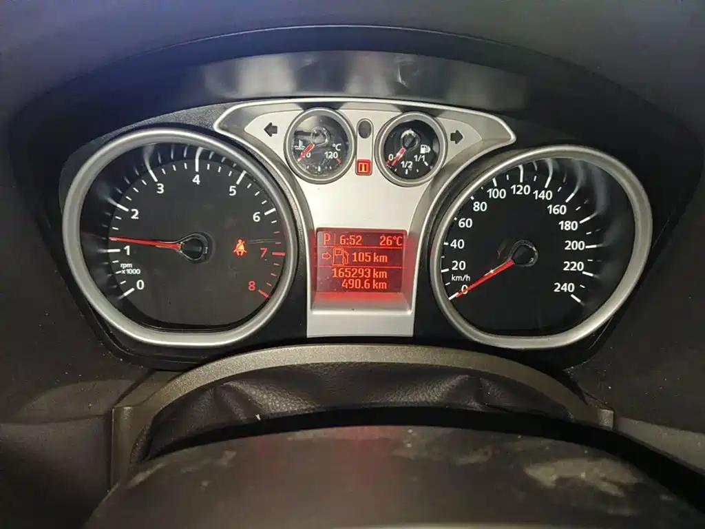 Фото 4 - Ford Focus