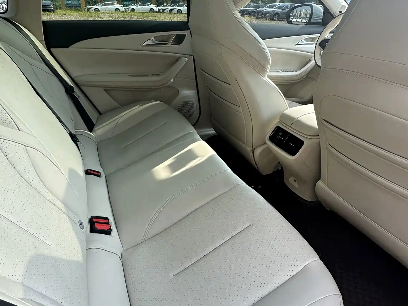 Фото 10 - Dongfeng Fengxing Stellar S7