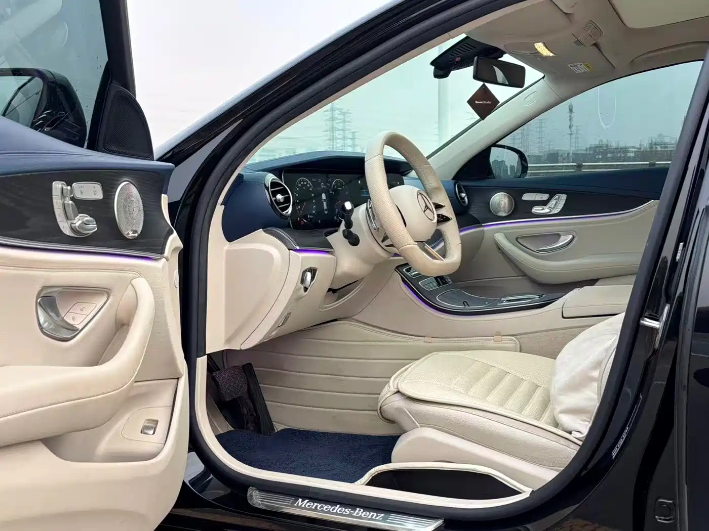 Mercedes-Benz E-Class 2022 E 300 L Luxury фото 2