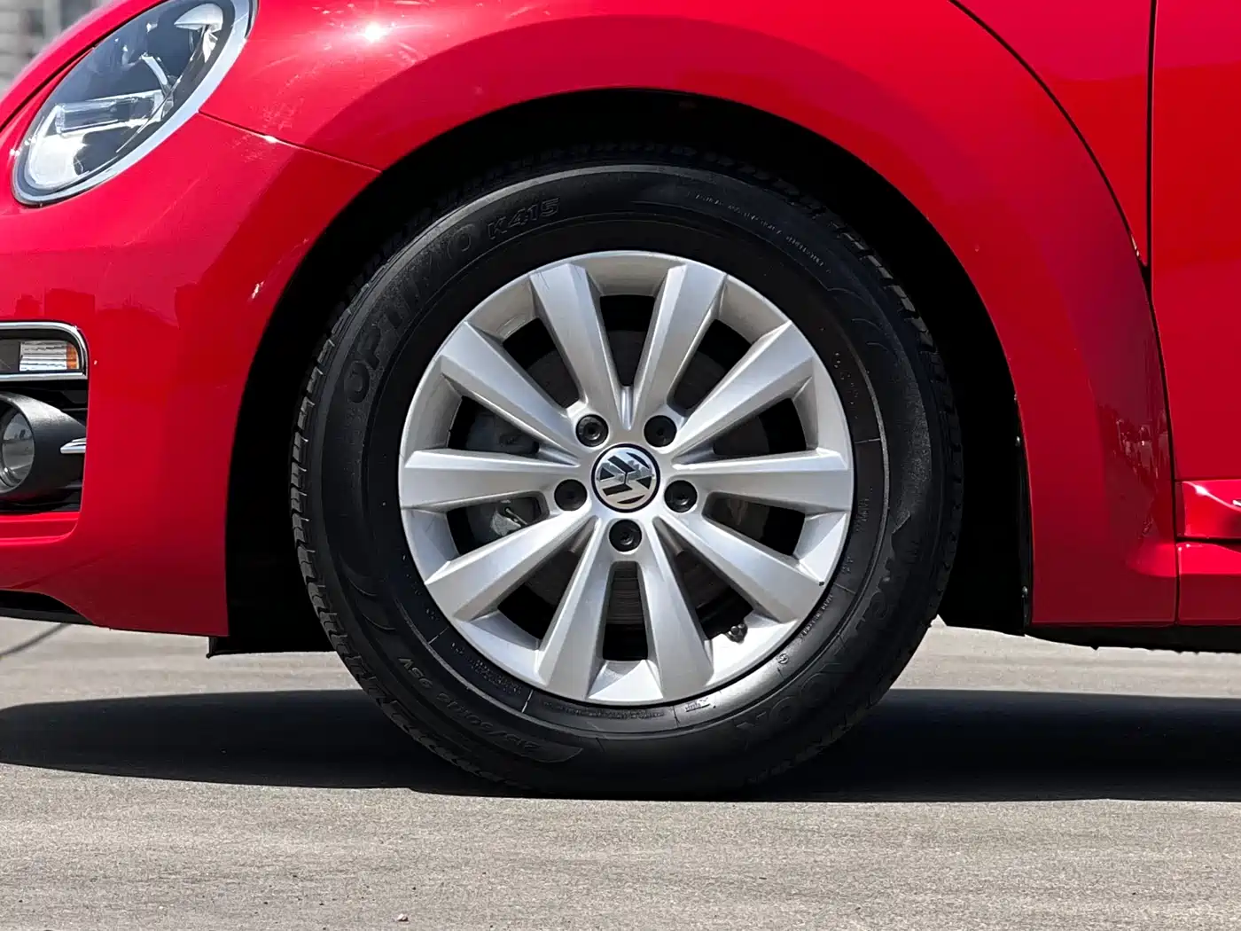 Volkswagen Beetle 2018 180TSI Easy Joy Edition фото 27