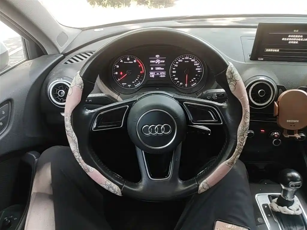 Audi A3 2017 Sportback 35 TFSI Progressive фото 11