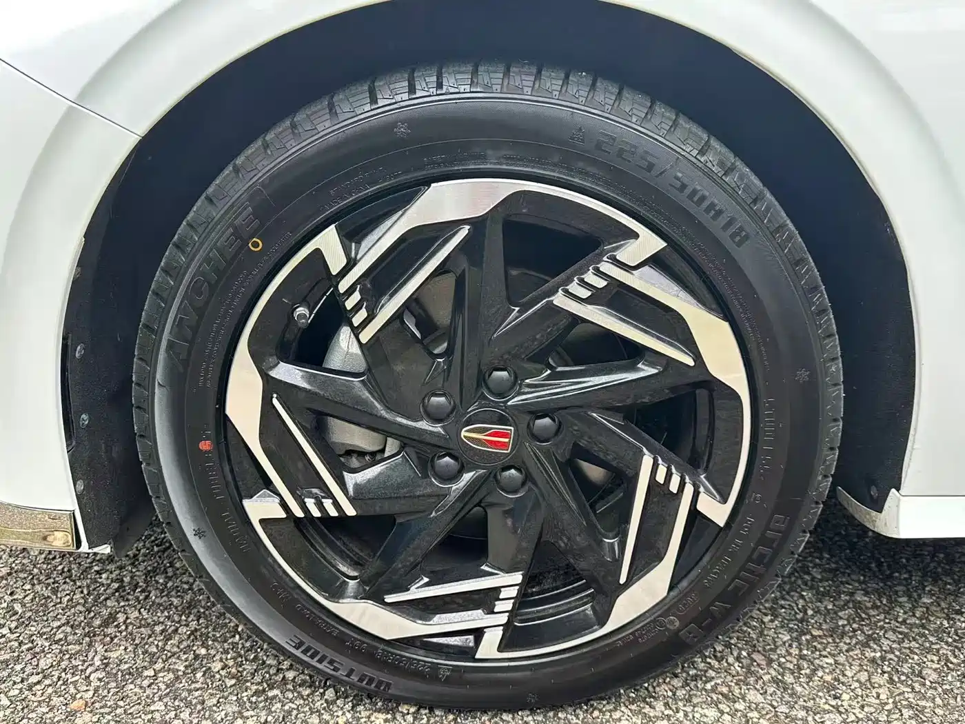Hongqi H6 2023 2.0T Comfort Edition фото 27