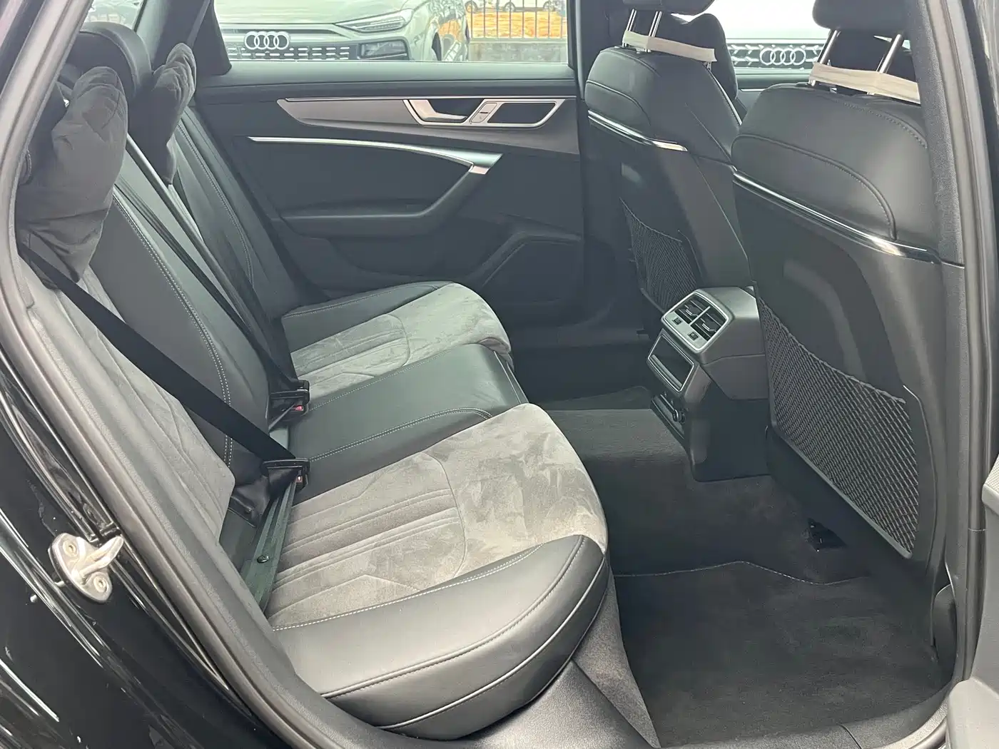 Audi A6L 2023 Facelift 40 TFSI Luxury Dynamic фото 15