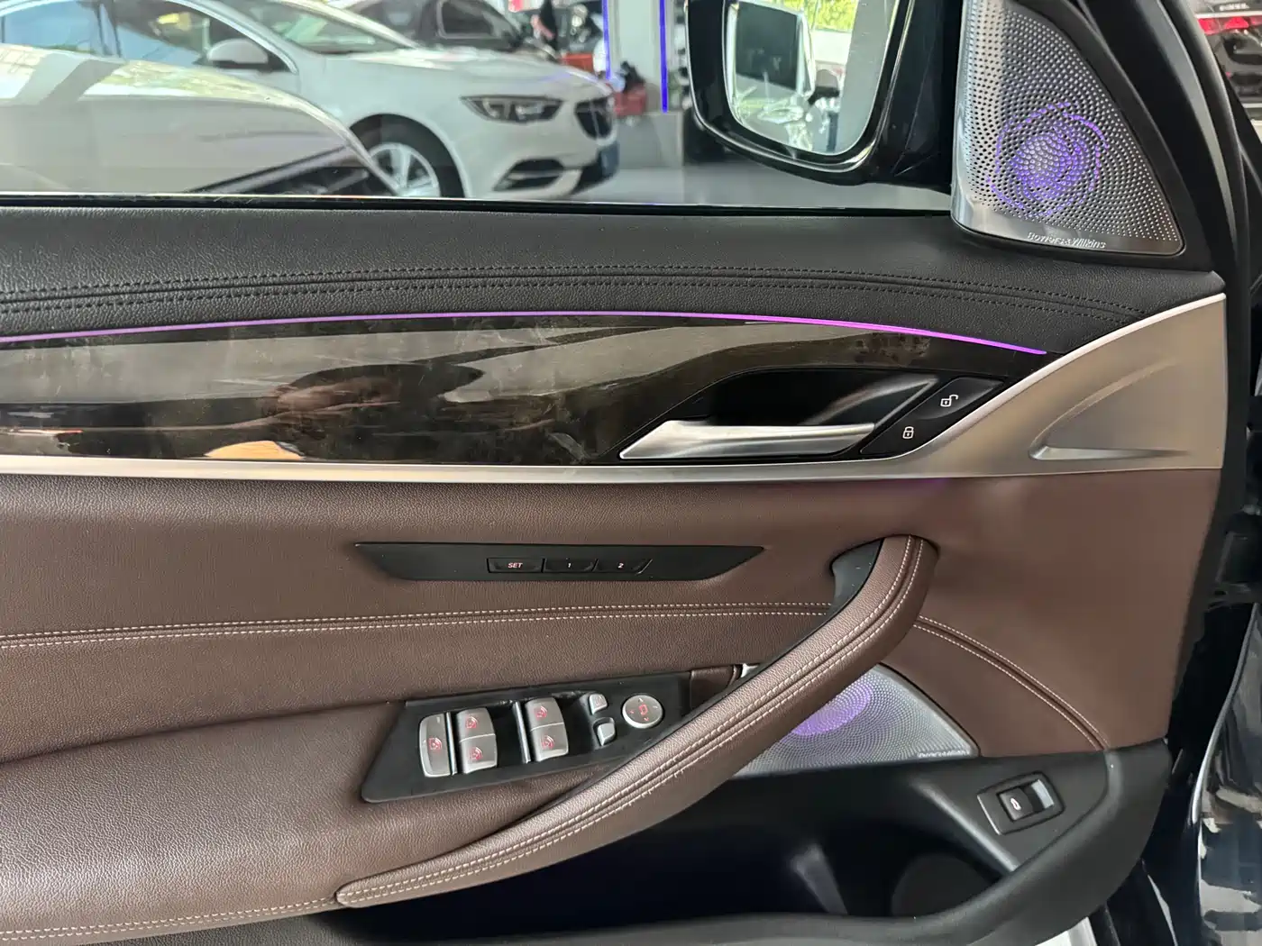 BMW 5 Series 2019 525Li M Sport Package фото 7