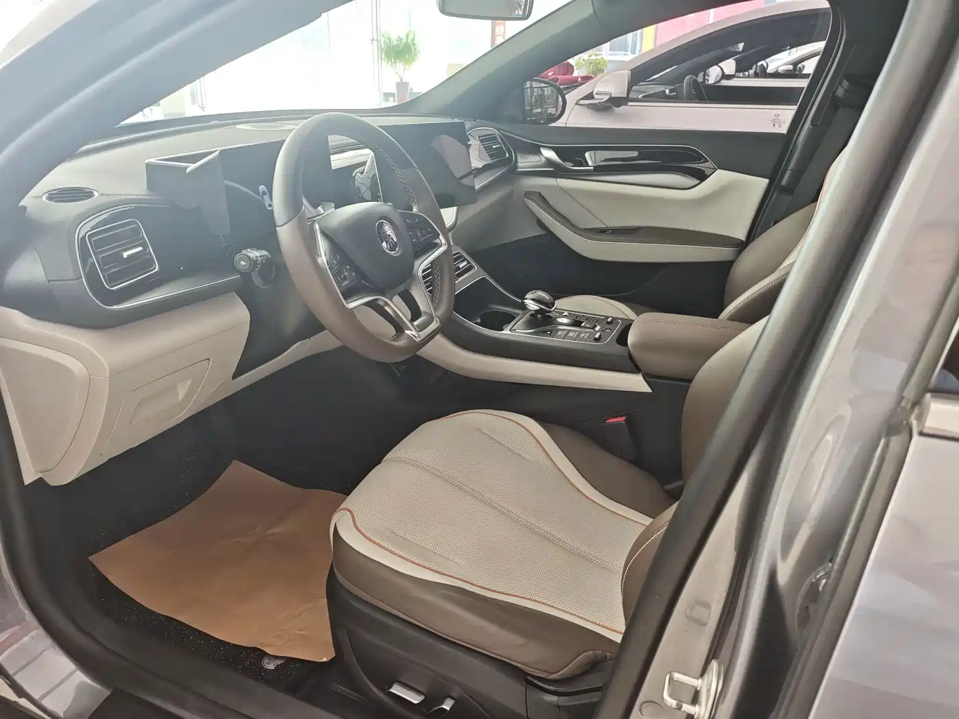 Фото 7 - BYD Qin PLUS