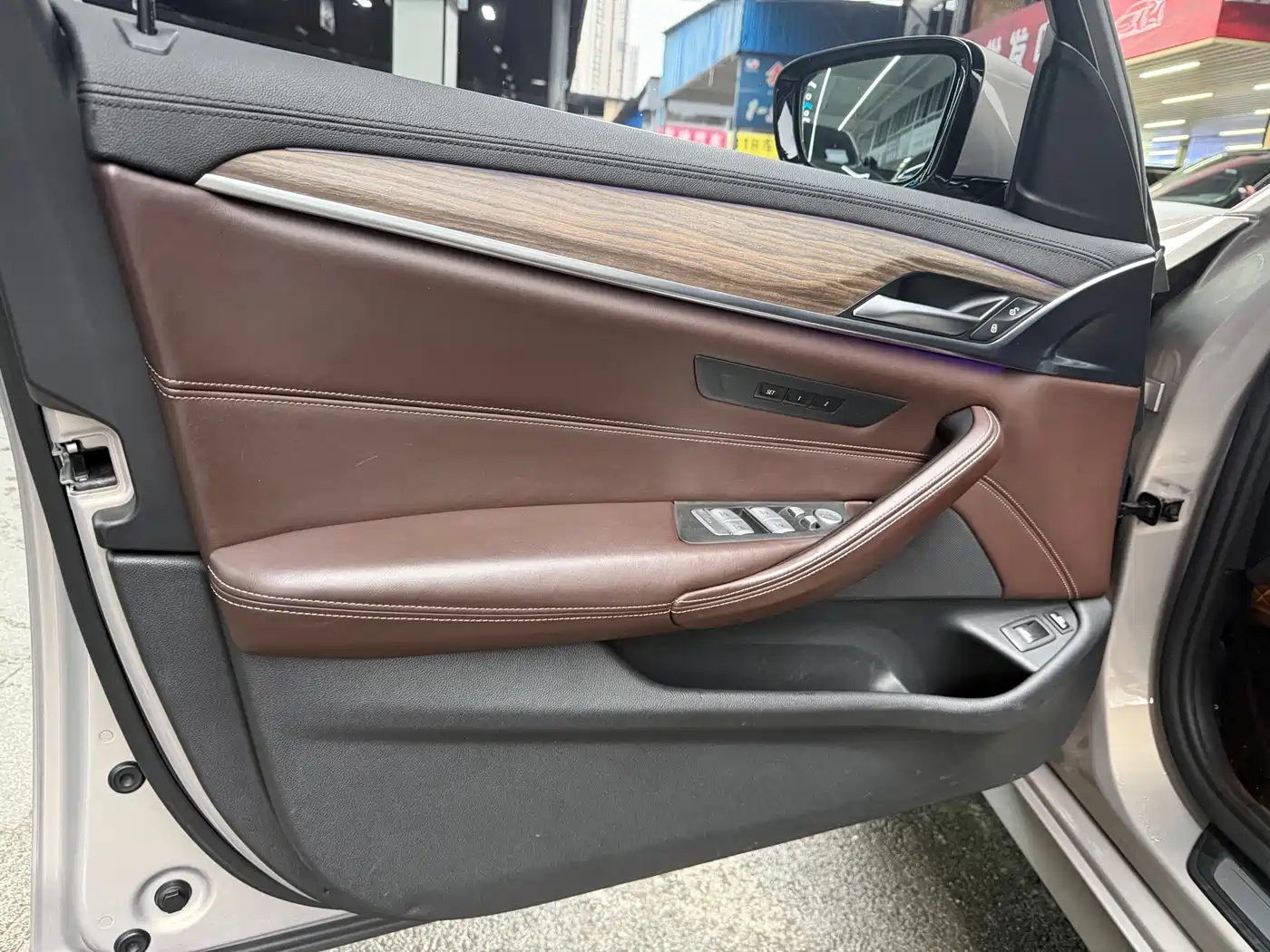 BMW 5 SERIES NEW ENERGY