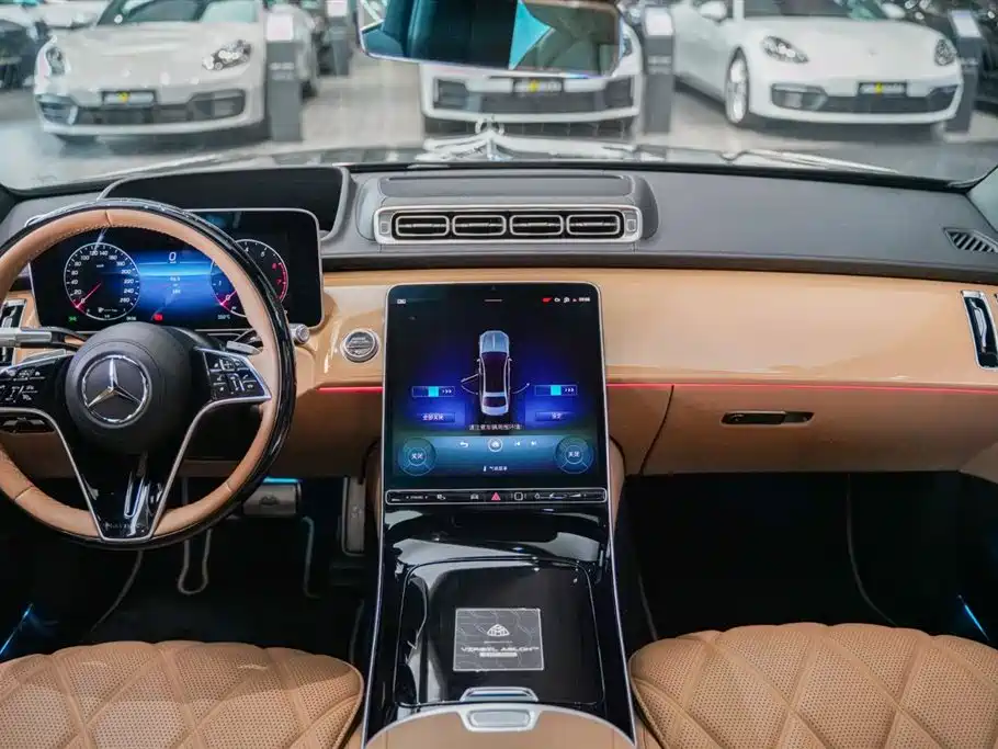 Mercedes-Benz Maybach S-Class 2022 S 680 4MATIC Virgil Abloh Limited Edition фото 2