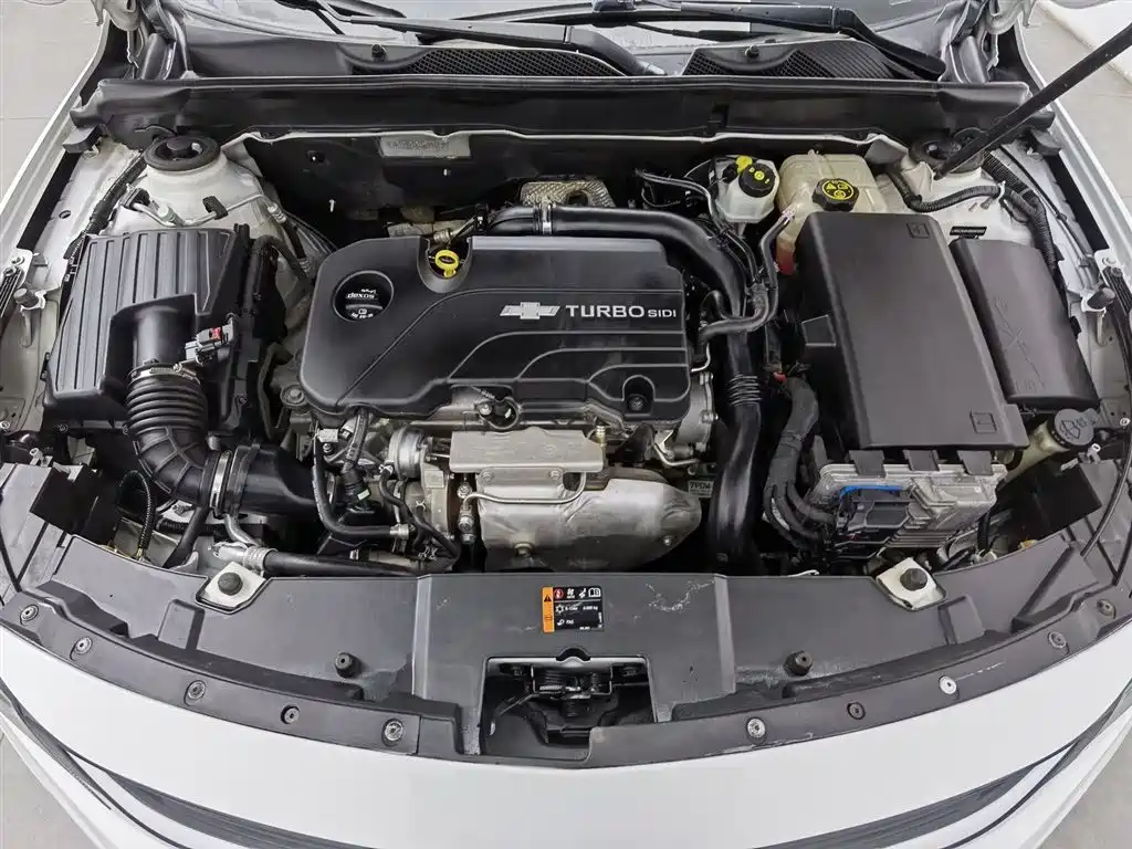 Chevrolet Malibu 2017 1.5T Automatic Comfort Edition фото 6