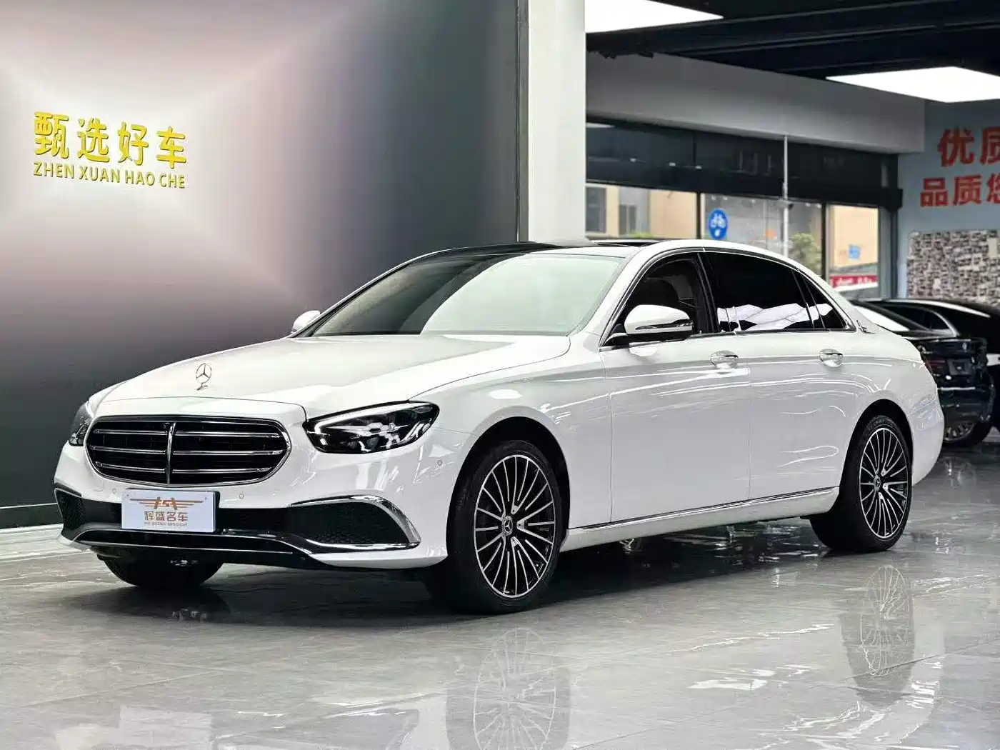 Mercedes-Benz E-Class 2023 E 300 L Fashion