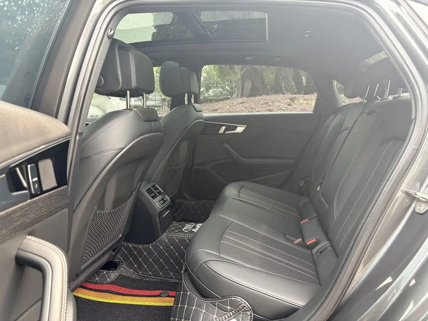 Audi A4L 2025 2024 40 TFSI Luxury Dynamic