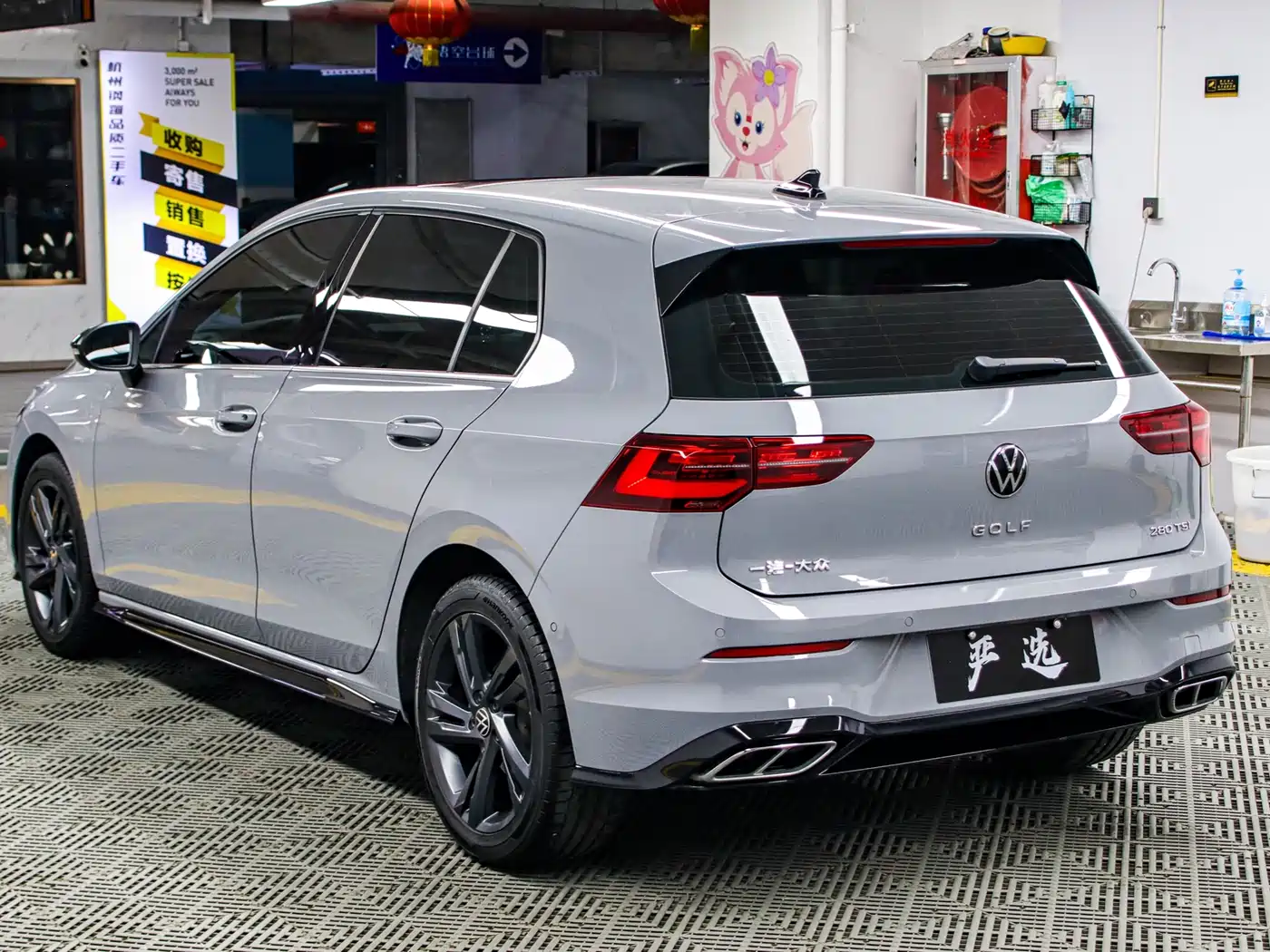 Volkswagen Golf 2023 Model 280TSI DSG R-Line фото 19