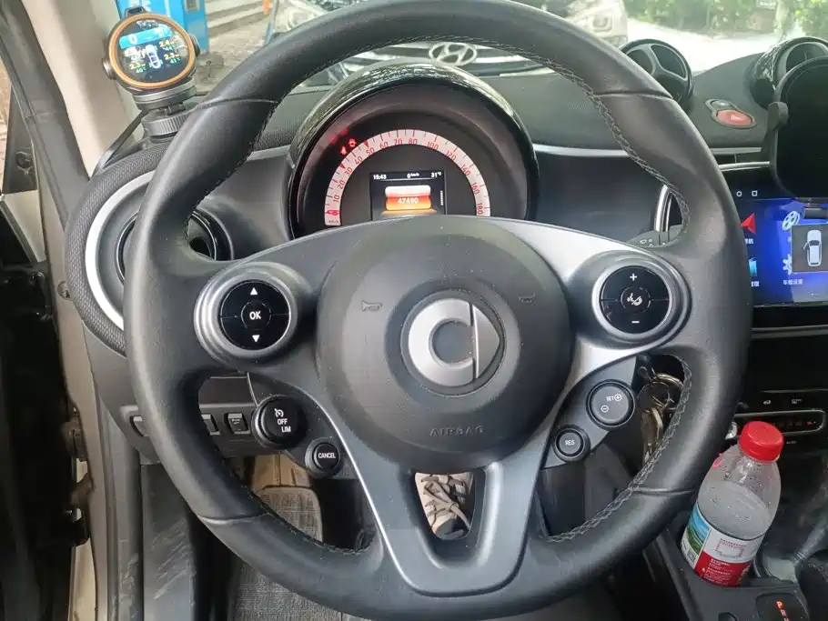 smart fortwo 2019 2019 0.9T 66kW Hardtop Wind Edition China VI