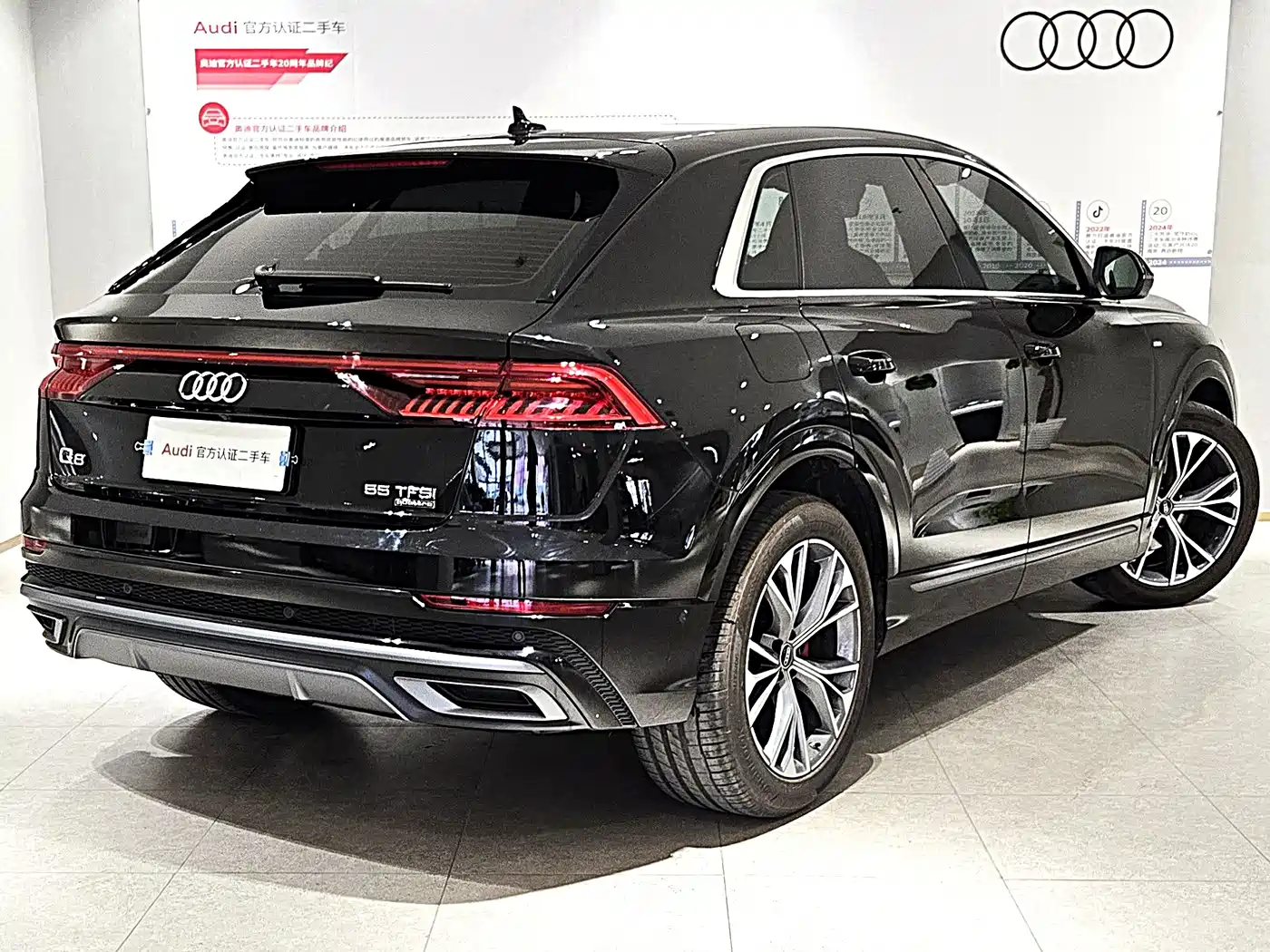 Audi Q8 2023 55 TFSI Exclusive Sport фото 4