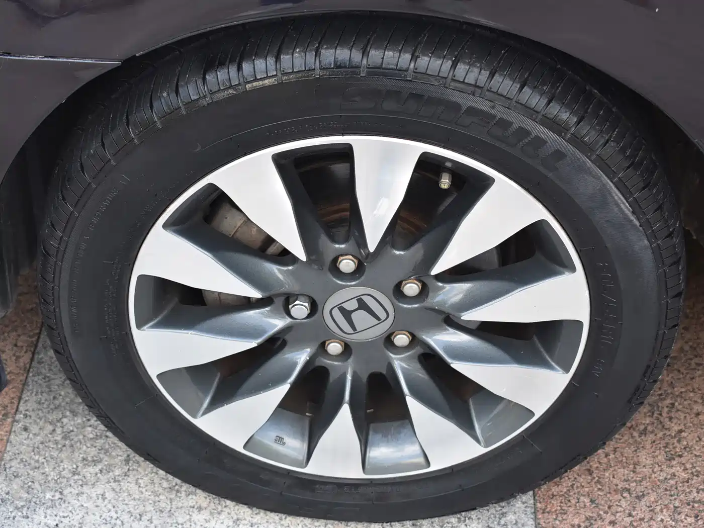 Photo 16 - Honda Civic