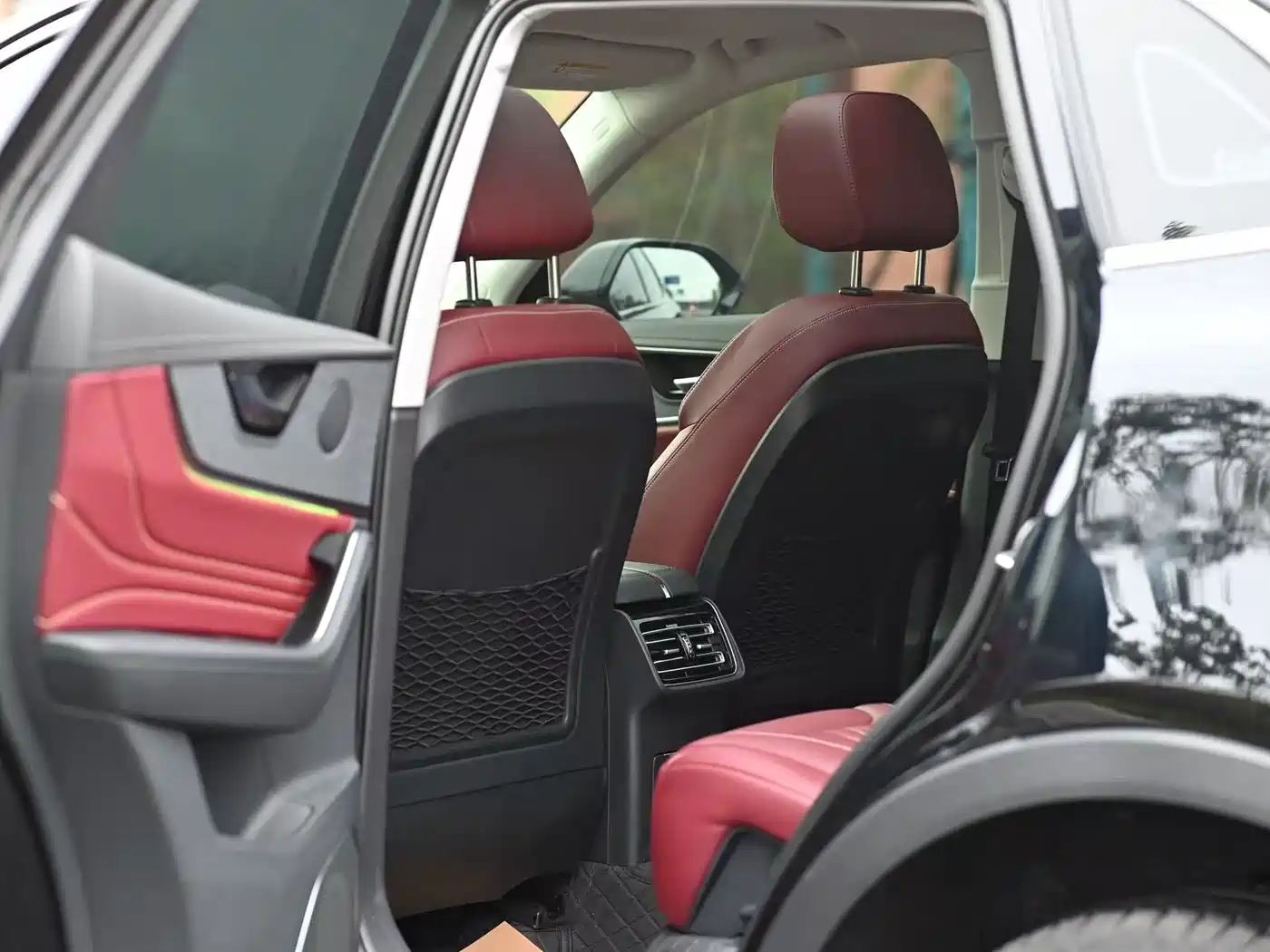 Hongqi HS5 2026 2.0T 2WD Qi Enjoyment Pro Edition фото 5