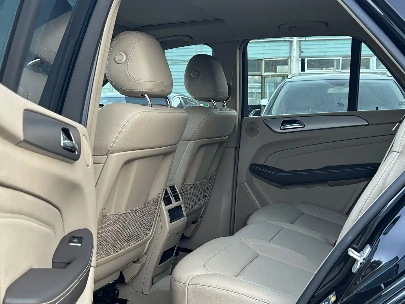 Mercedes-Benz M-Class 2015 ML 320 4MATIC фото 8