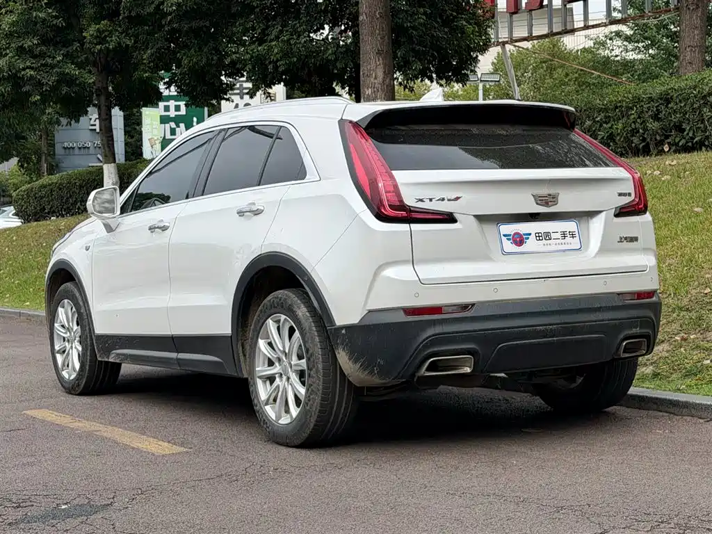 Cadillac XT4 2022 28T FWD Style фото 4