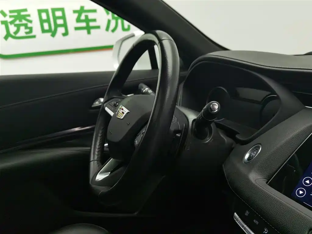 Cadillac XT4 2020 Facelift 28T 2WD Tech фото 22