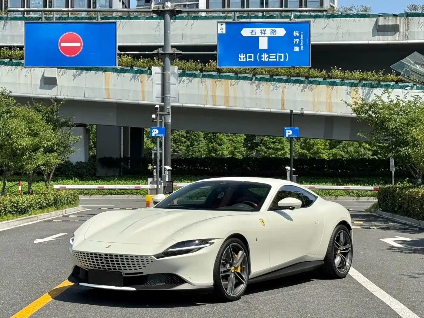 Ferrari Roma 2024 2020 3.9T V8