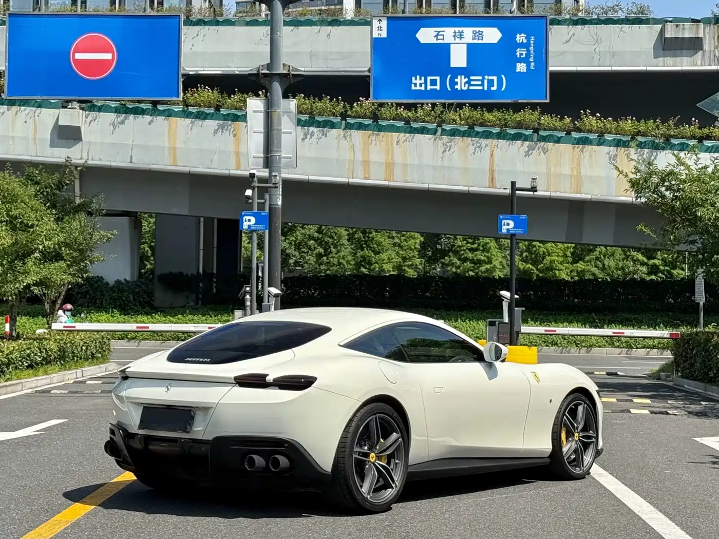 Ferrari Roma 2024 2020 3.9T V8