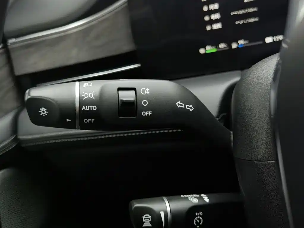 AITO Wenjie AITO M5 2022 2022 Extended Range AWD Performance Edition