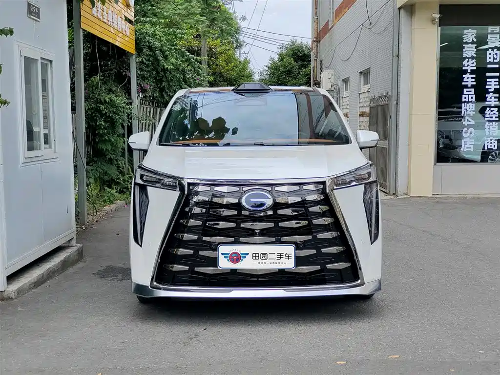 GAC Trumpchi Trumpchi Xiangwang M8 2025 Model QianKun Series Ultra First Class фото 2