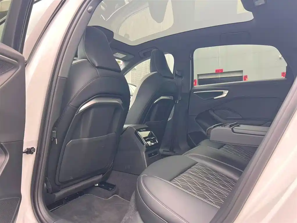 Audi A5L 2025 2.0T Sport Edition Plus фото 6