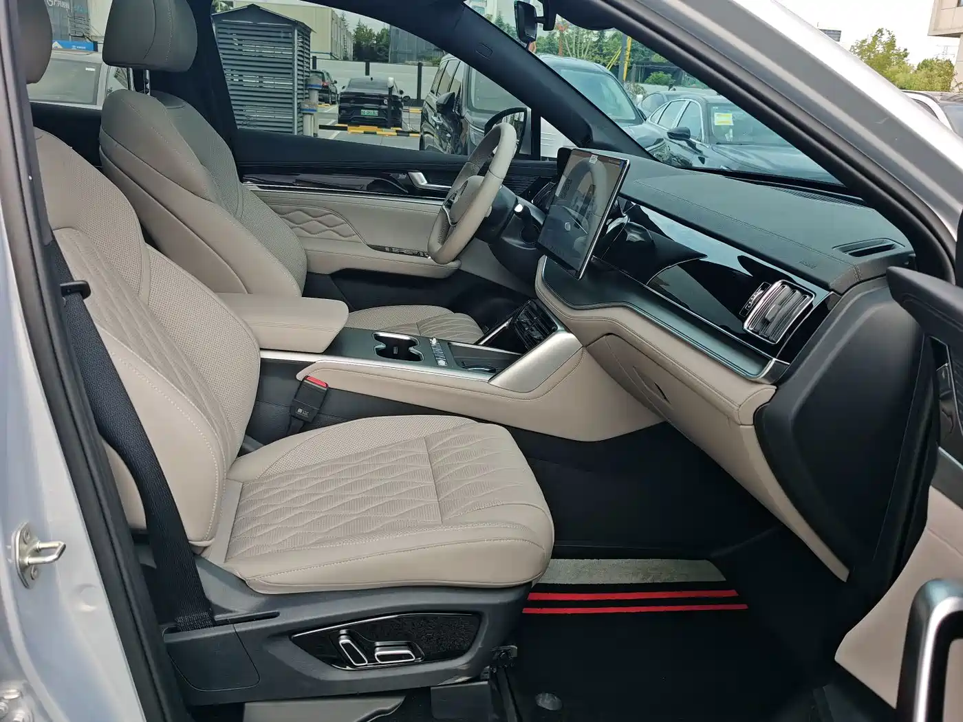 BYD Tang New Energy 2025 2026 DM-i 115KM Premium