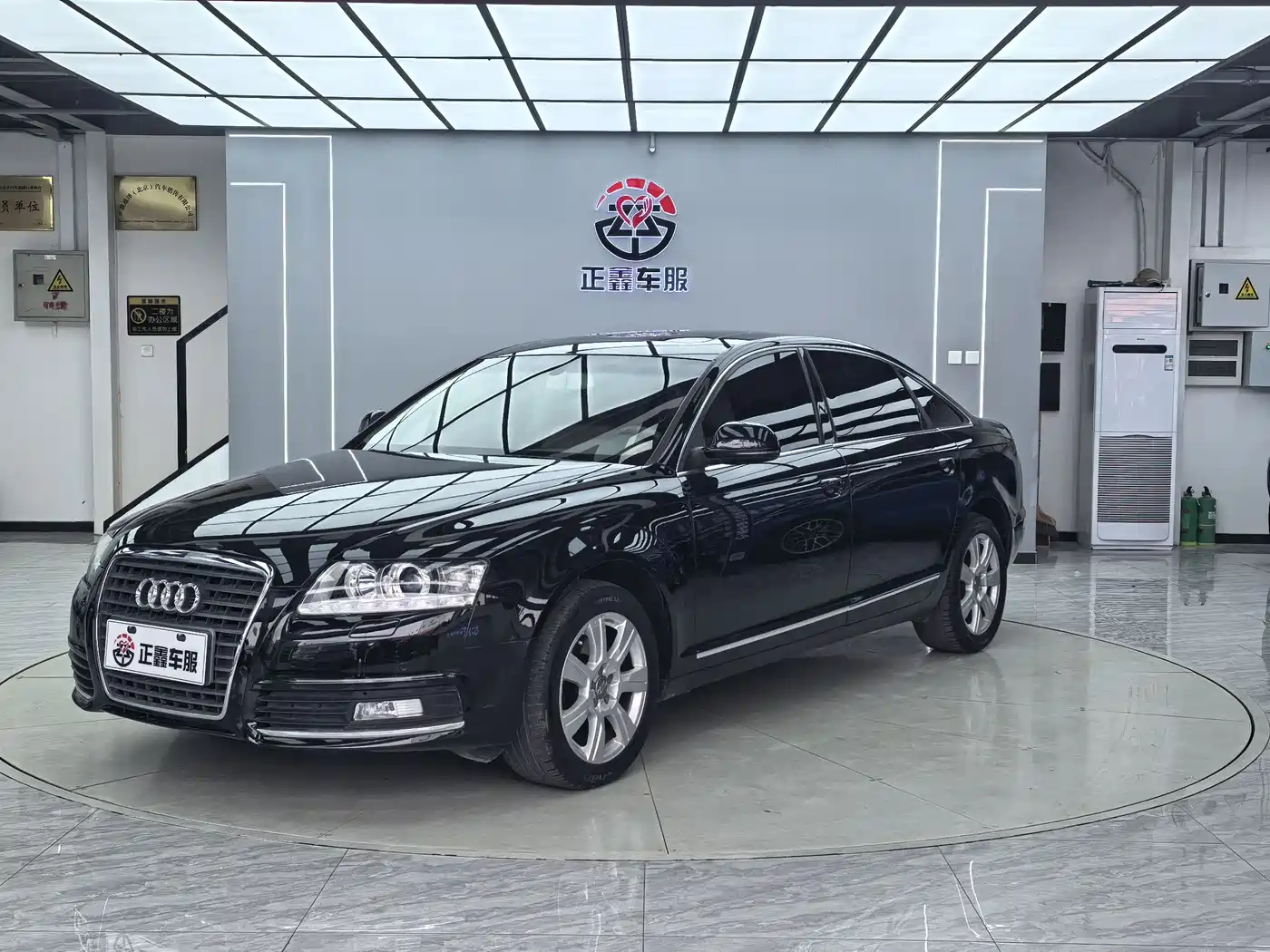 Audi A6L 2011 Model 2.4L Technology