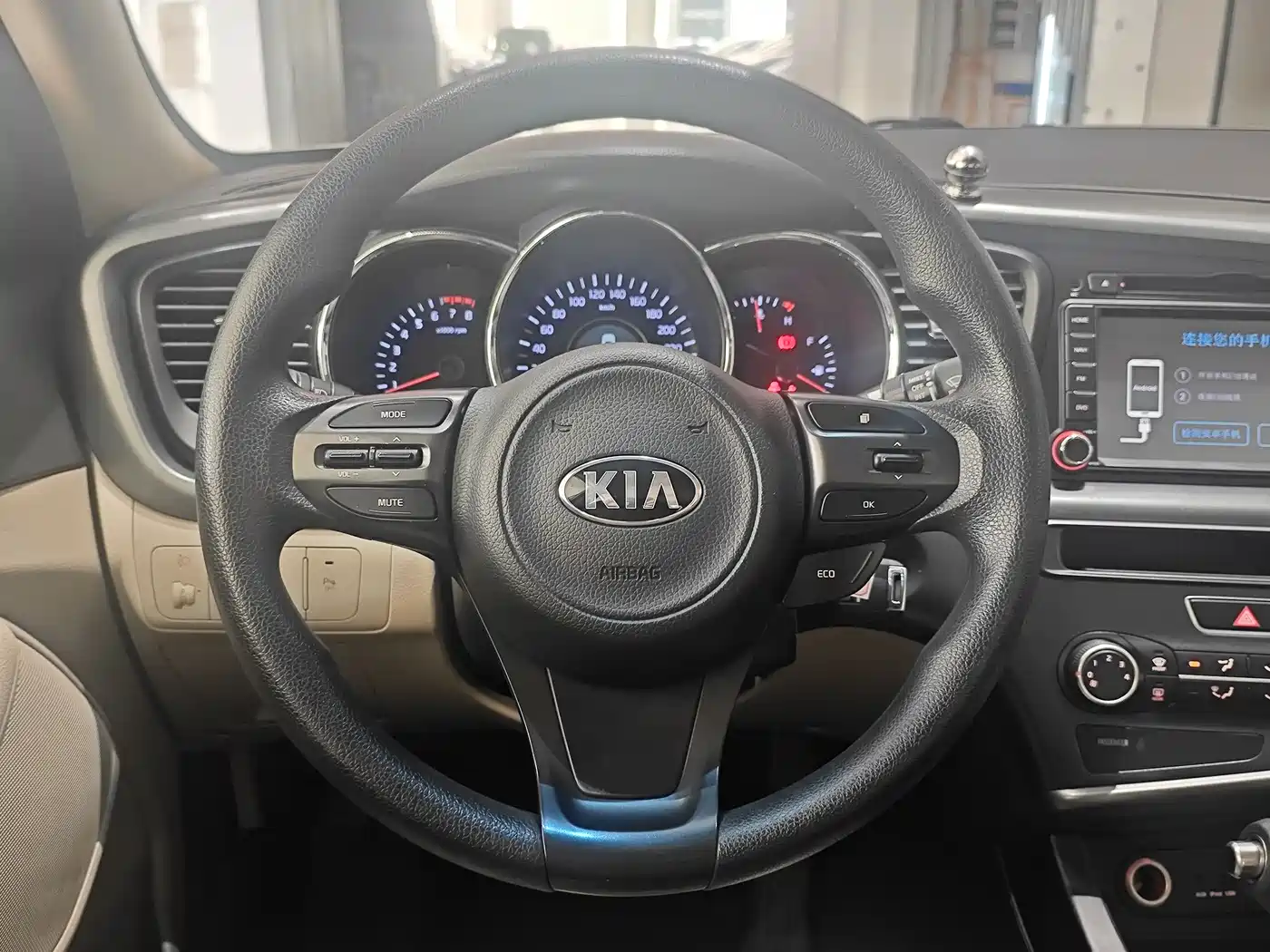 Kia K5 2015 2.0L Automatic GL фото 12