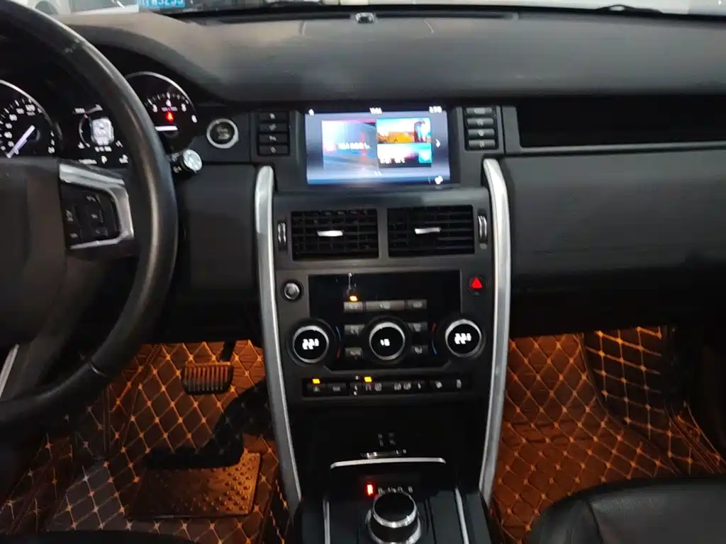 Фото 13 - Land Rover Discovery Sport
