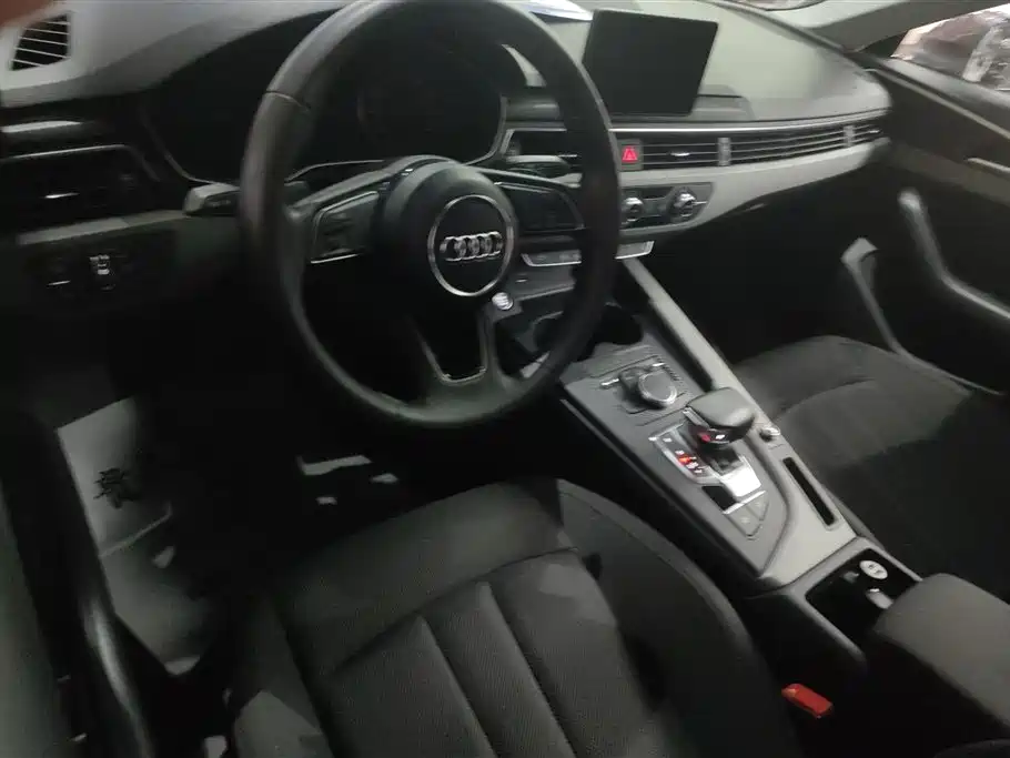 Audi A4L 2018 30th Anniversary 40 TFSI Progressive фото 12