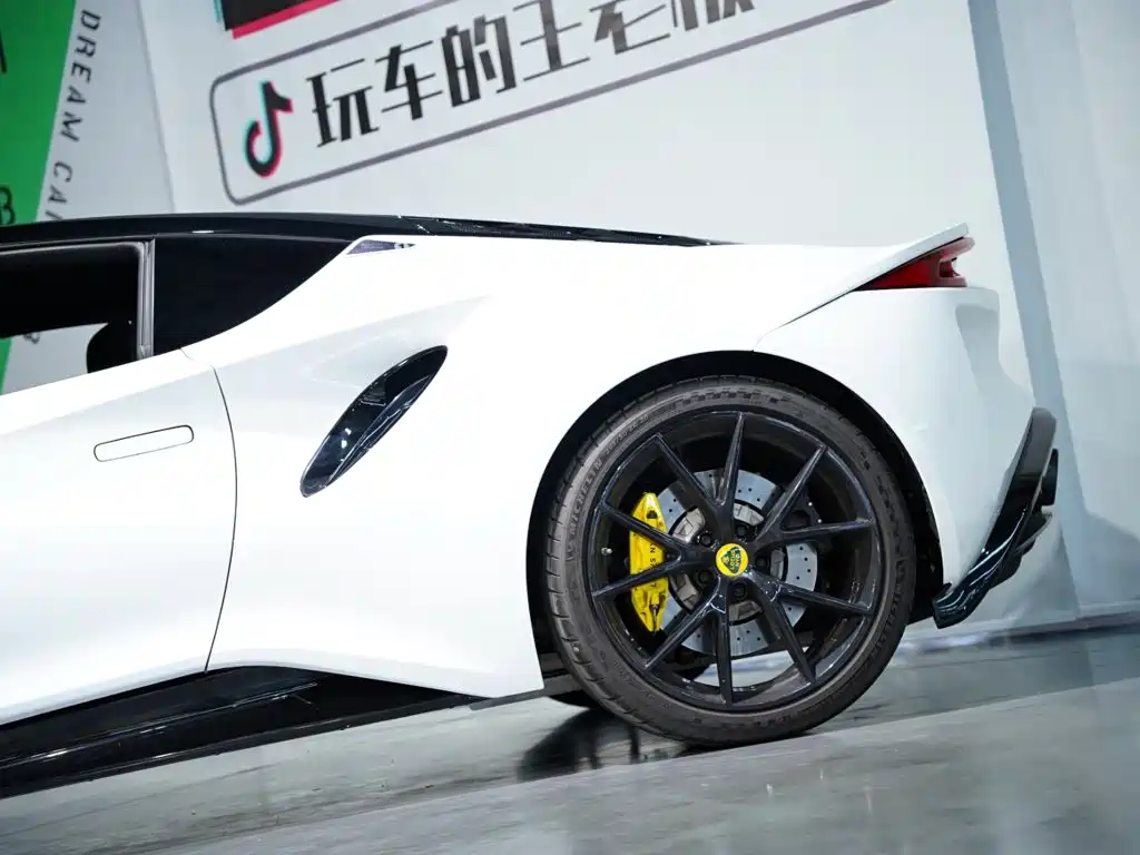 Lotus EMIRA 2024 2021 2.0T DCT First Edition