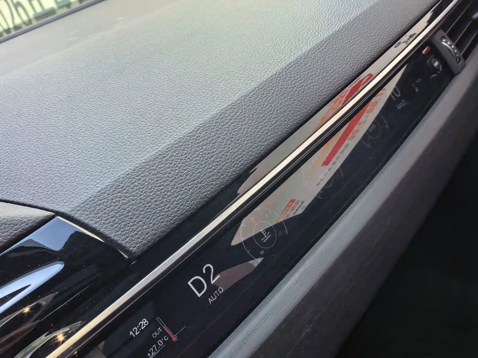 Photo 7 - Audi A4L
