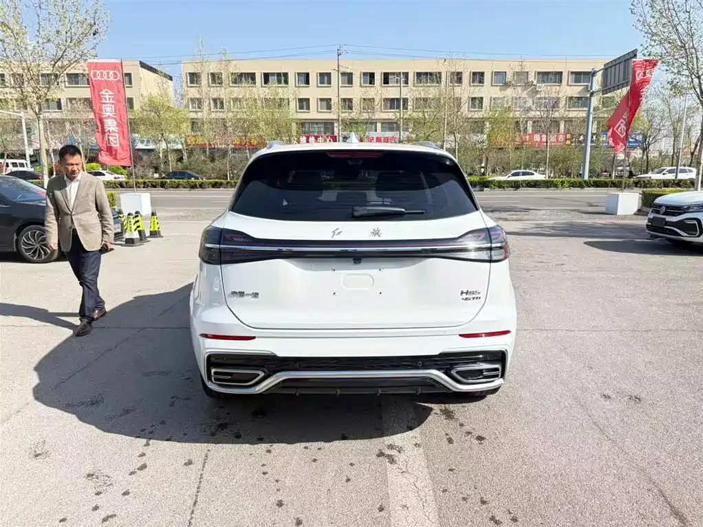 Hongqi HS5 2023 2.0T Flag Enjoy Pro Edition фото 4