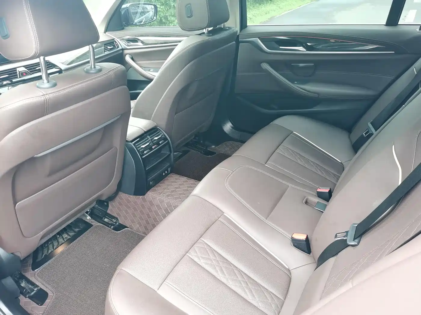 BMW 5 Series 2021 525Li Luxury Package фото 12