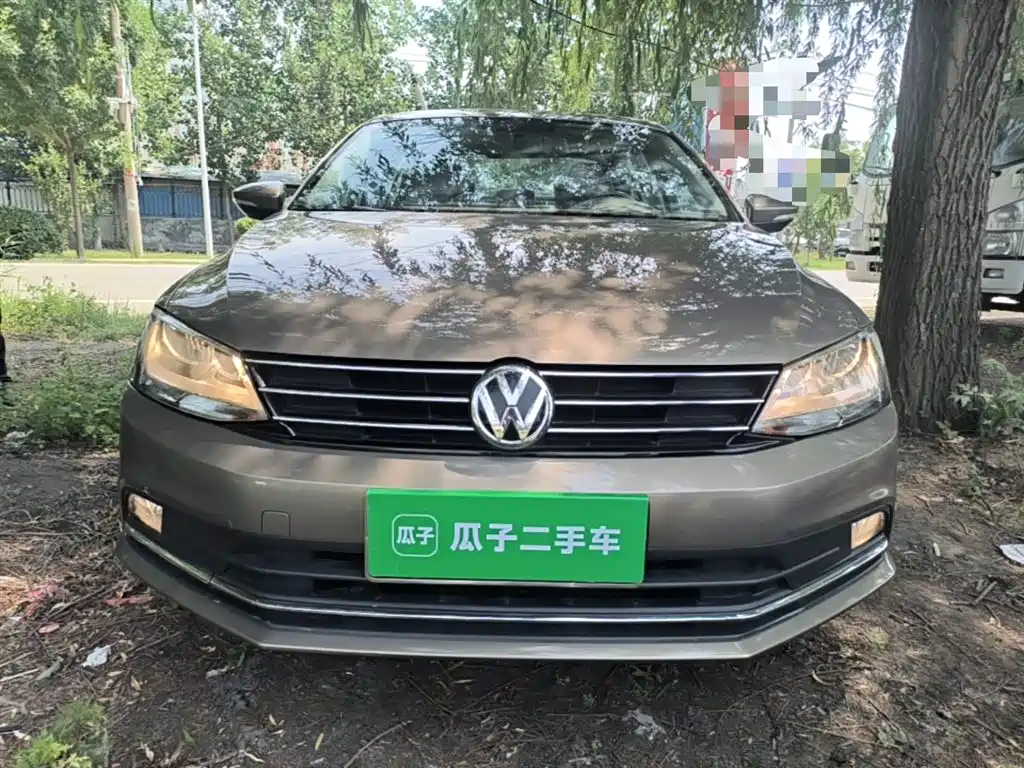 Volkswagen Sagitar 2017 1.6L Automatic Comfort фото 3
