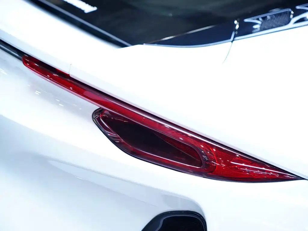 Photo 22 - Lotus EMIRA