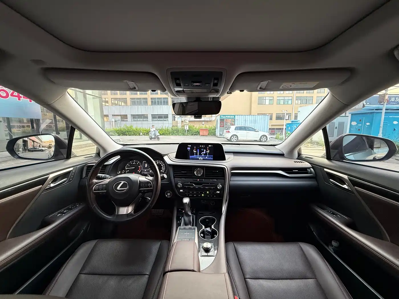 Lexus RX 2020 Facelift 300 AWD Elegance Edition фото 7
