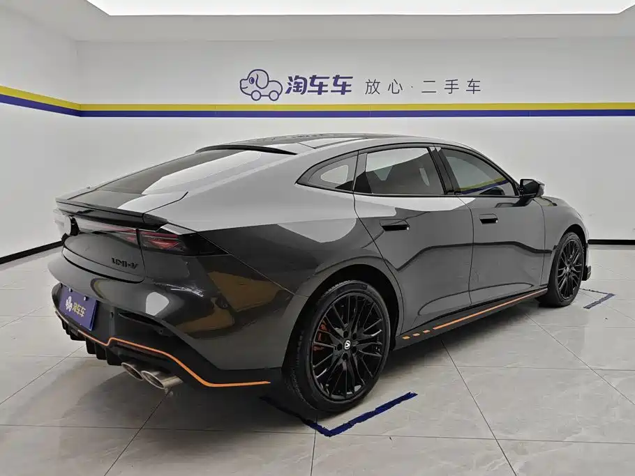Changan UNI-V 2025 2025 2.0T Sport Version