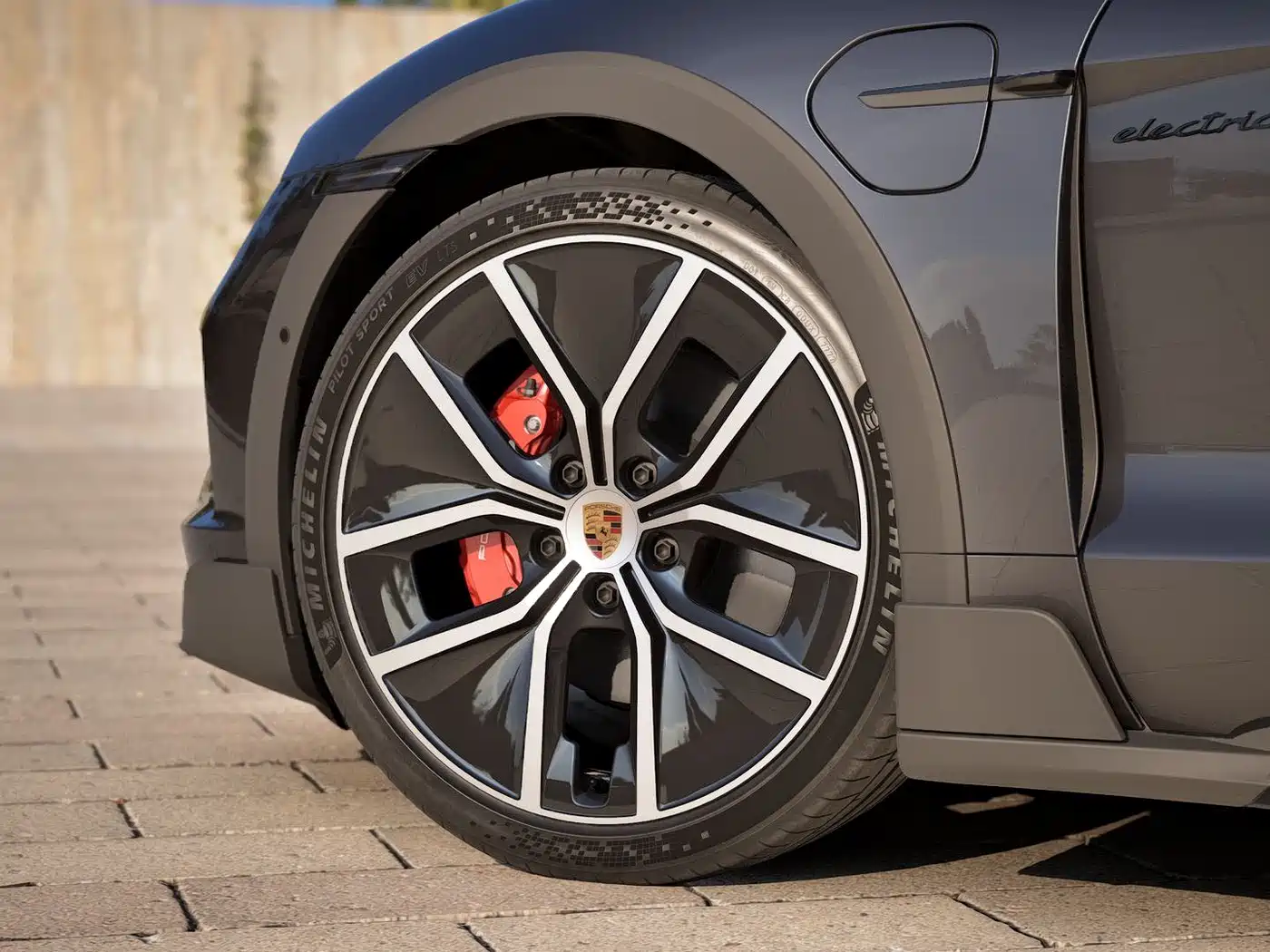 Porsche Taycan 2024 Taycan 4S Cross Turismo фото 2