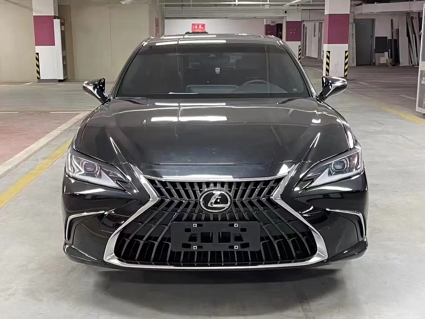 Lexus ES 2023 200 Excellence Edition фото 2