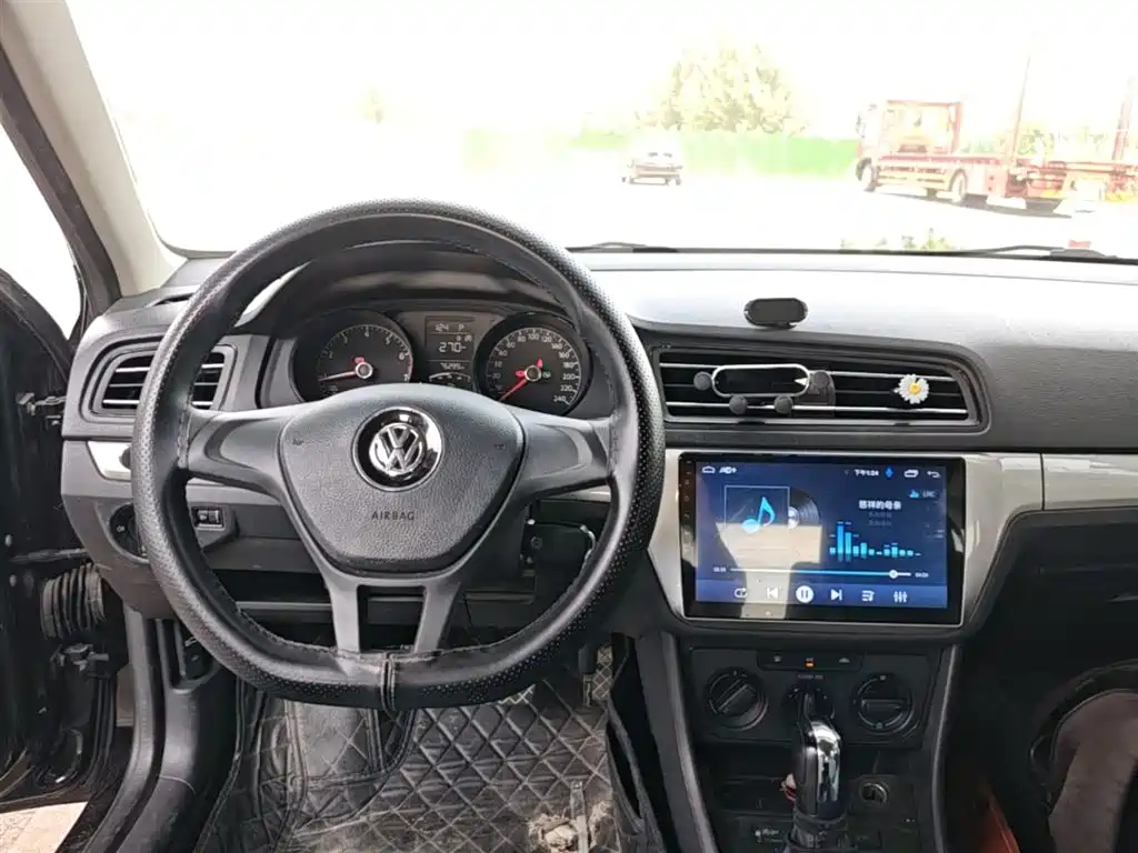Volkswagen Lavida 2019 Lavida Start 1.5L Auto Trend (China VI) фото 10