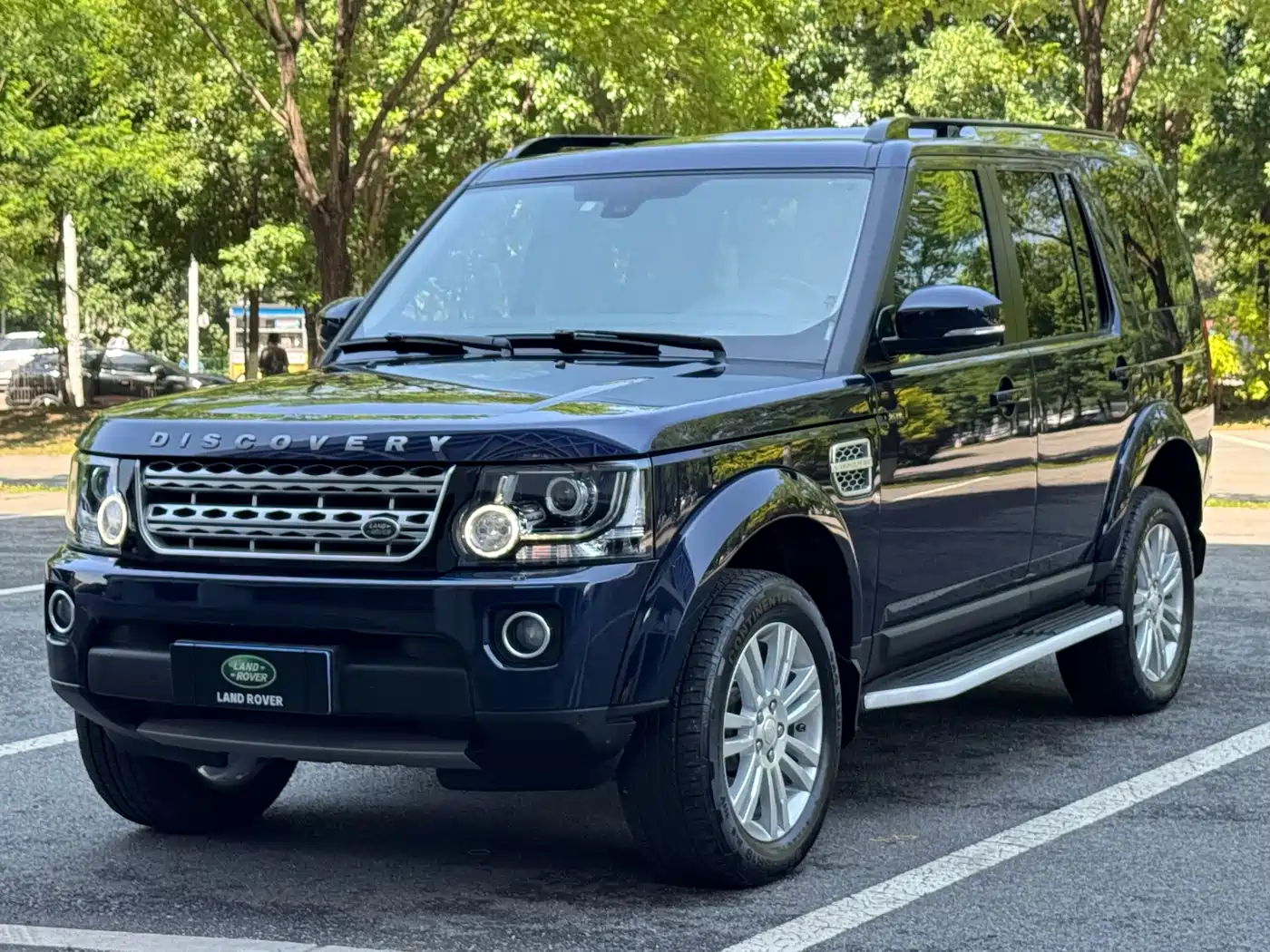 Land Rover Discovery 2015 3.0 SC V6 SE фото 3