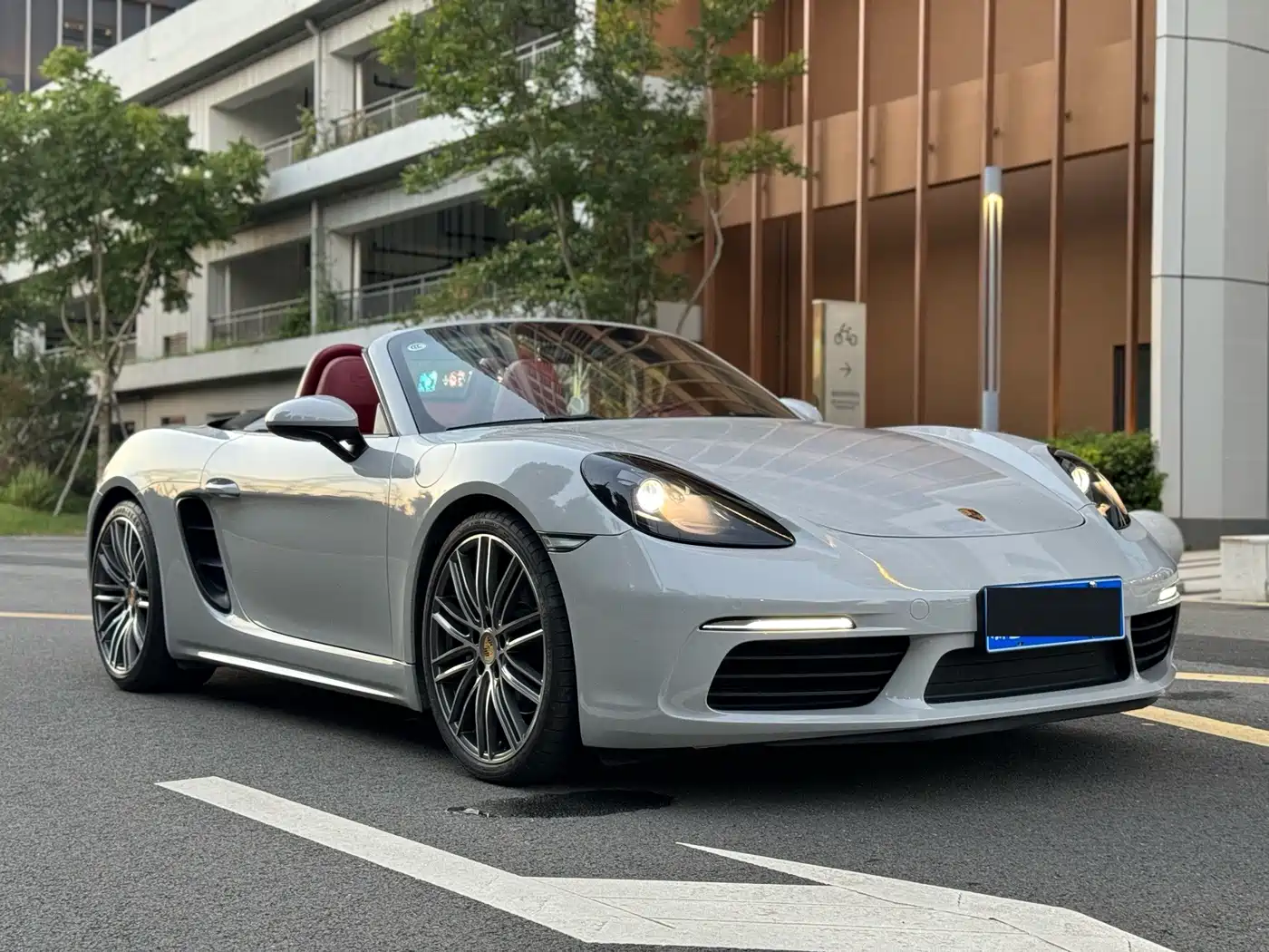 Porsche 718 2022 Boxster 2.0T фото 3